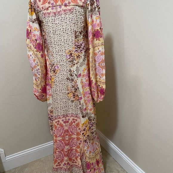 Free People
Maris Printed Midi Dress
Size XS, M 
Retail $168 - Picture 6 of 13